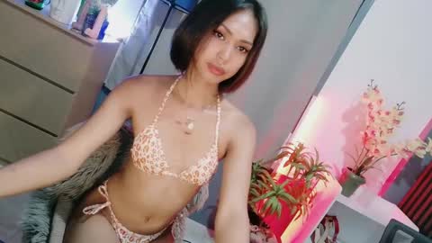 Rianne online show from April 2026 08:13:02 PM