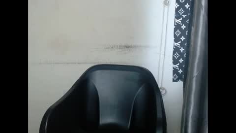 Snapshot of urflirtydoll chatting on January 2025 11:56:02 PM urflirtydoll online show from January 2025 11:56:02 PM