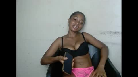 Snapshot of urflirtydoll chatting on February 2025 09:09:01 PM urflirtydoll online show from February 2025 09:09:01 PM