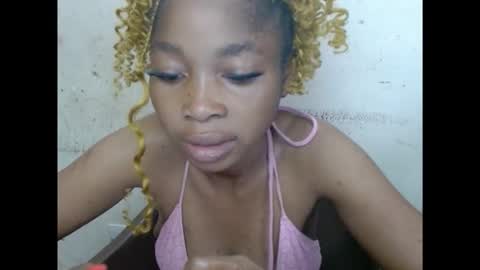 Snapshot of urflirtydoll chatting on September 2025 06:45:01 PM urflirtydoll online show from September 2025 06:45:01 PM