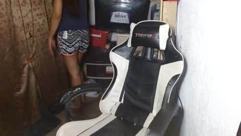 urfynestasian online show from March 2026 01:05:01 PM