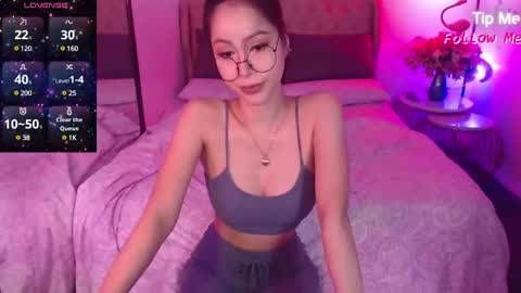 Snapshot of urgoddessofsex chatting on February 2025 05:40:02 AM angela online show from February 2025 05:40:02 AM