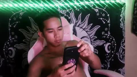 Snapshot of urhot_joshxx chatting on February 2025 02:44:01 PM Josh online show from February 2025 02:44:01 PM