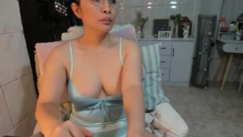Snapshot of urhotmistress02 chatting on May 2026 12:35:02 PM urhotmistress02 online show from May 2026 12:35:02 PM