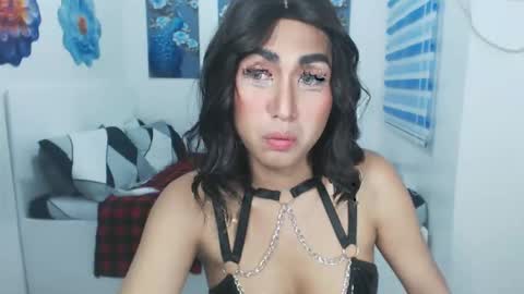 Snapshot of urhotsapphire chatting on April 2026 02:33:02 PM urhotsapphire online show from April 2026 02:33:02 PM