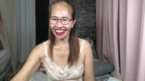 urhotvivian11 online show from March 2026 05:19:01 AM