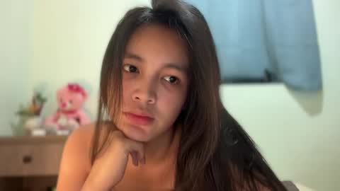 Snapshot of urkatiecookie chatting on May 2026 02:09:02 AM Amira online show from May 2026 02:09:02 AM