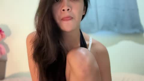 Snapshot of urkatiecookie chatting on June 2026 03:02:02 AM Amira online show from June 2026 03:02:02 AM