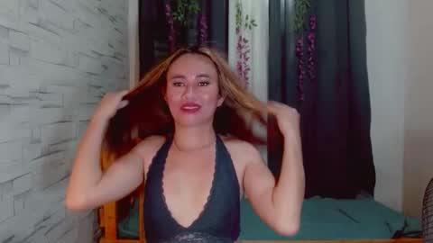 urlovely_che online show from February 2026 02:27:01 AM