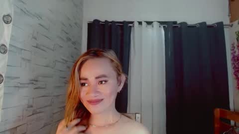 urlovely_che online show from March 2026 04:34:02 AM