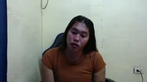 Snapshot of urlovely_sofie chatting on September 2025 04:01:01 PM Sofie online show from September 2025 04:01:01 PM