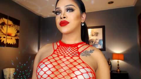 UrMajestyTyra online show from December 2025 12:48:02 AM