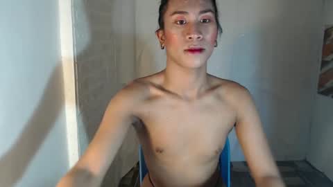 Snapshot of urnaughty_navea18 chatting on February 2025 02:07:02 AM Navea online show from February 2025 02:07:02 AM