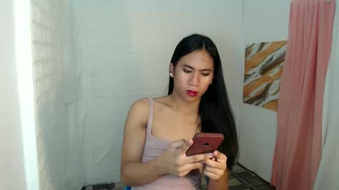 Snapshot of urnaughty_navea18 chatting on March 2025 01:40:01 PM Navea online show from March 2025 01:40:01 PM