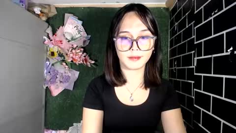 Pia online show from October 2025 11:46:01 PM