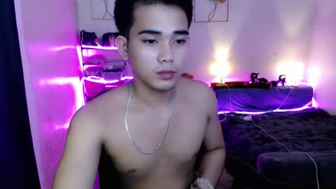 urpinoy_cummer online show from December 2025 03:29:02 PM