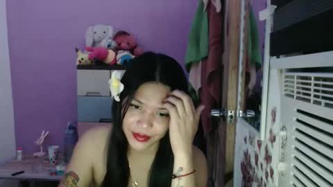 hi im kim online show from October 2025 11:44:02 AM