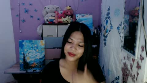 Snapshot of urpreciouspinayxxx chatting on July 2026 12:25:02 PM hi im kim online show from July 2026 12:25:02 PM