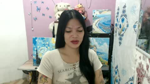 Snapshot of urpreciouspinayxxx chatting on August 2026 12:59:02 PM hi im kim online show from August 2026 12:59:02 PM
