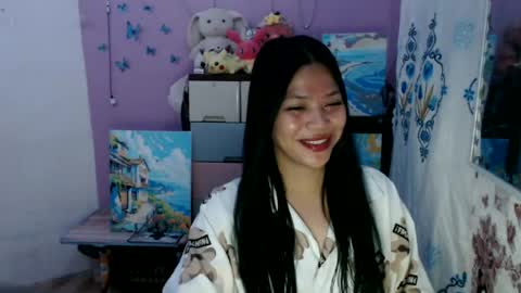 Snapshot of urpreciouspinayxxx chatting on August 2026 12:58:02 PM hi im kim online show from August 2026 12:58:02 PM
