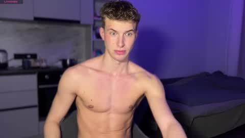 ursaotome online show from October 2025 12:22:01 AM