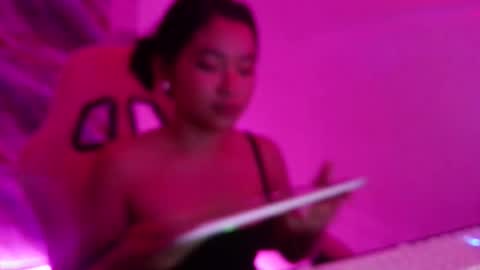 Snapshot of ursweet_elaine chatting on July 2026 10:21:02 AM ursweet_elaine online show from July 2026 10:21:02 AM