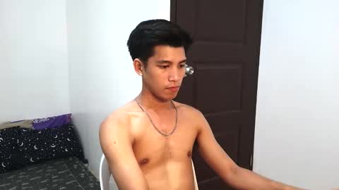 ursweetie_boy online show from March 2026 10:21:02 AM