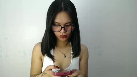 urtereshameow online show from April 2026 05:37:02 AM