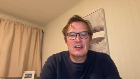 Snapshot of usablemale chatting on December 2024 01:47:01 AM P online show from December 2024 01:47:01 AM