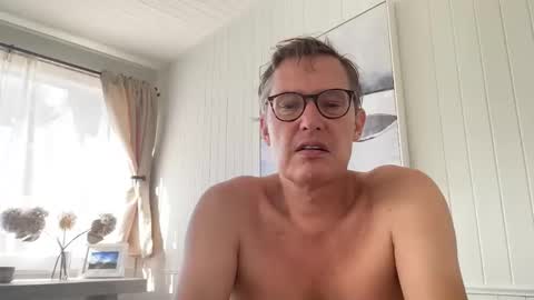 Snapshot of usablemale chatting on December 2024 09:08:02 PM P online show from December 2024 09:08:02 PM