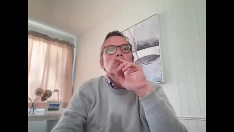 Snapshot of usablemale chatting on February 2025 01:21:02 AM P online show from February 2025 01:21:02 AM