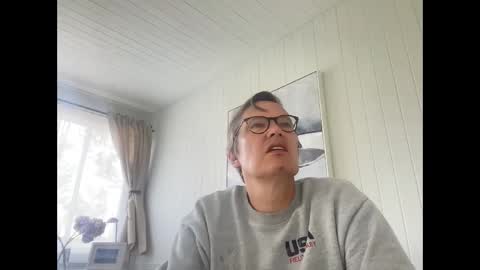 Snapshot of usablemale chatting on March 2025 06:12:01 PM P online show from March 2025 06:12:01 PM