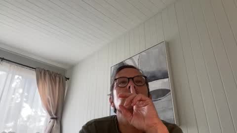 Snapshot of usablemale chatting on November 2025 07:52:02 PM P online show from November 2025 07:52:02 PM