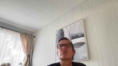 Snapshot of usablemale chatting on November 2025 07:14:01 PM P online show from November 2025 07:14:01 PM