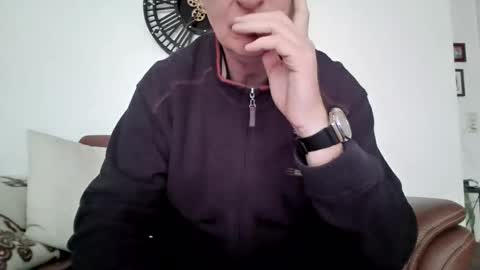 Snapshot of use2020 chatting on October 2025 08:36:01 AM use2020 online show from October 2025 08:36:01 AM