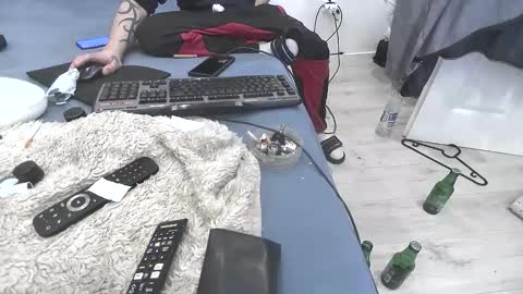 BamBam online show from January 2025 04:22:02 AM