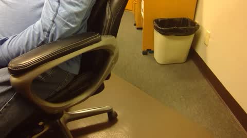 useemie online show from December 2024 12:41:02 AM