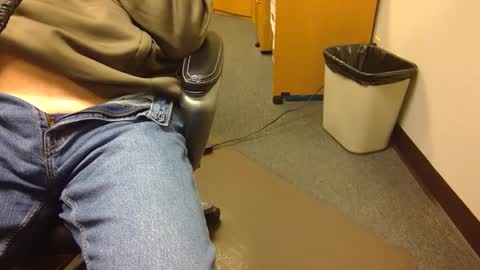 useemie online show from February 2025 11:13:02 PM