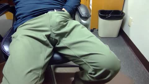 useemie online show from October 2025 07:07:02 PM