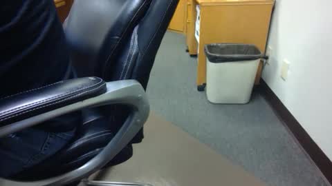 useemie online show from February 2026 09:07:01 PM