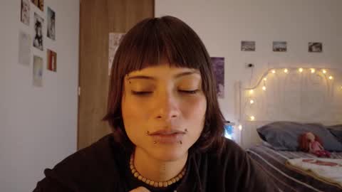 Snapshot of user_not_found924522 chatting on January 2026 10:04:01 PM cyber online show from January 2026 10:04:01 PM