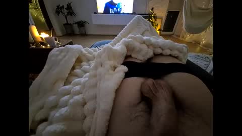 Snapshot of userlive chatting on December 2024 09:00:01 PM userlive online show from December 2024 09:00:01 PM