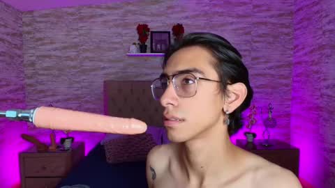 UYUKIE online show from March 2026 03:22:01 AM