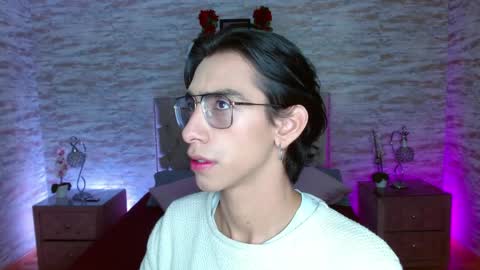 UYUKIE online show from April 2026 12:32:01 AM