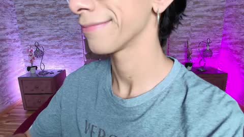 UYUKIE online show from April 2026 02:06:01 AM