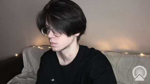 Snapshot of v_allvaress chatting on December 2024 01:49:02 PM V online show from December 2024 01:49:02 PM