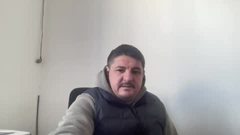 vaginalnik online show from November 2025 10:04:01 AM