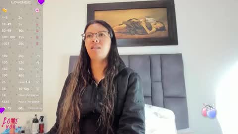 Vahiolet smith online show from March 2026 03:03:02 AM