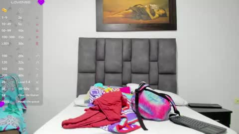 Vahiolet smith online show from July 2026 12:30:01 PM