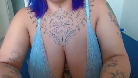 Vah Oliver online show from December 2025 06:37:02 PM